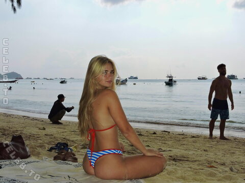 Yarin Luvich nude photo 22