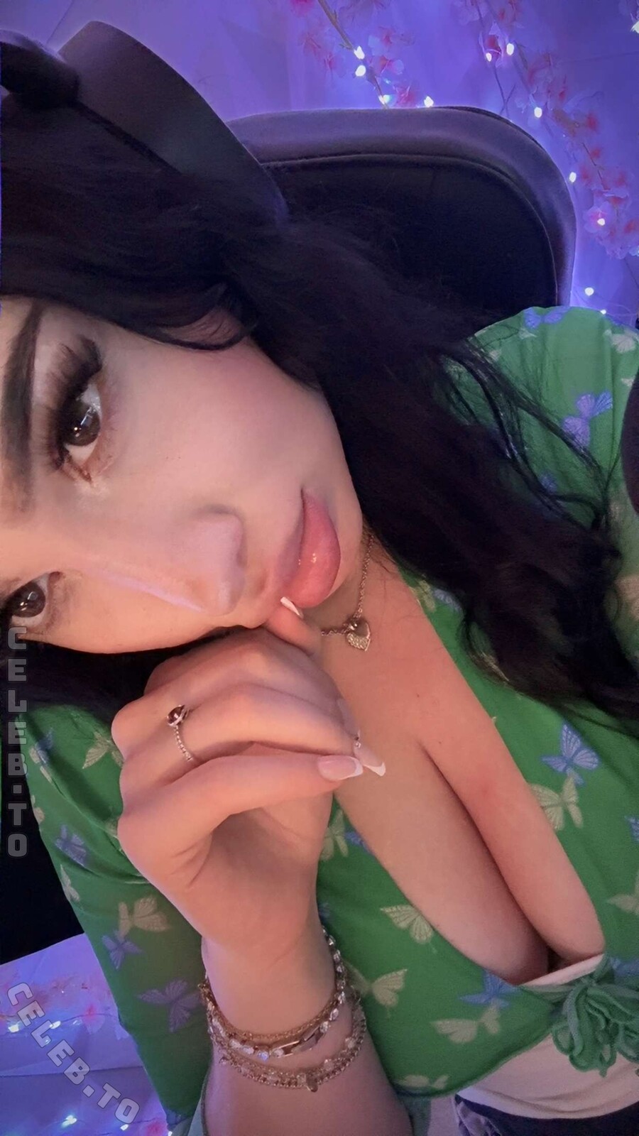 Yasilisches nude photo 1