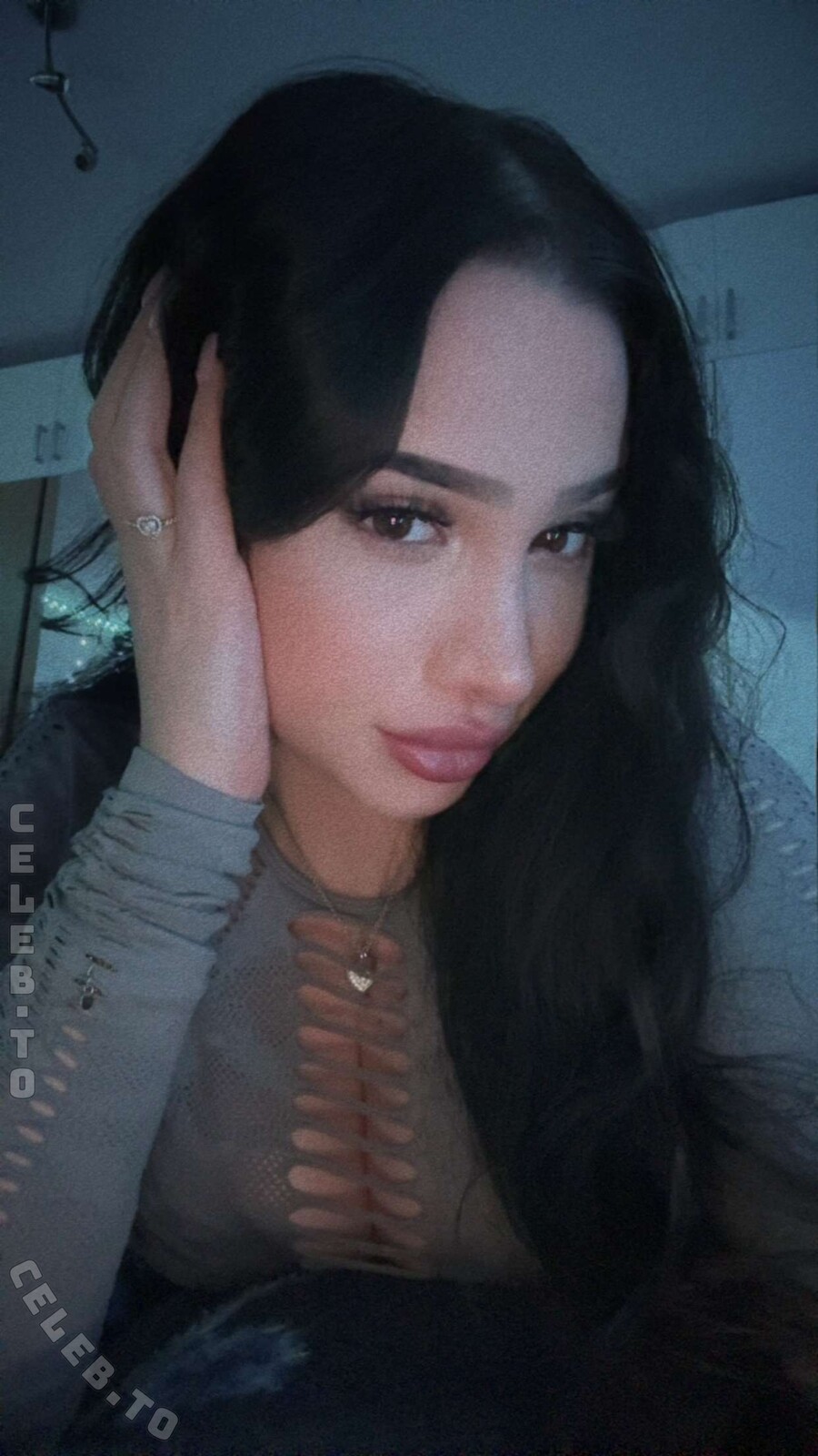 Yasilisches nude photo 2