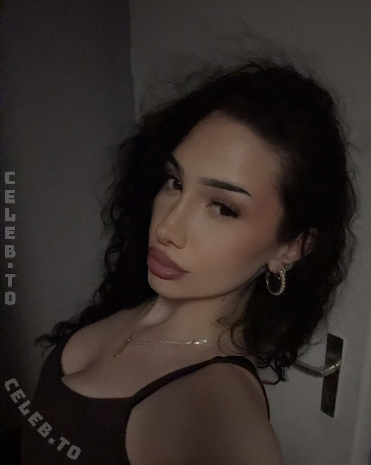Yasilisches nude photo 4