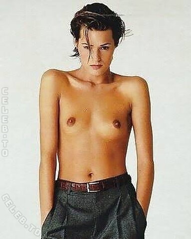 Yasmin Le Bon nude photo 10