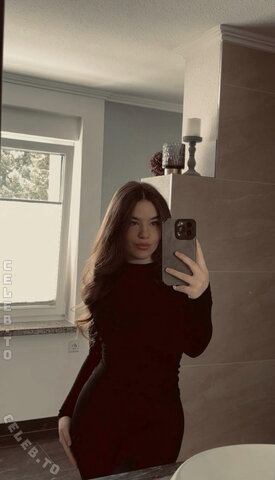 Yasmincvr nude photo 20