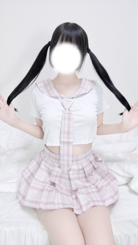 yayo nude photo 8