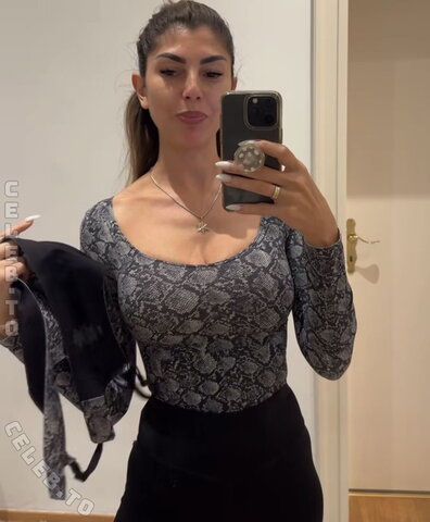 Yeliz Koc