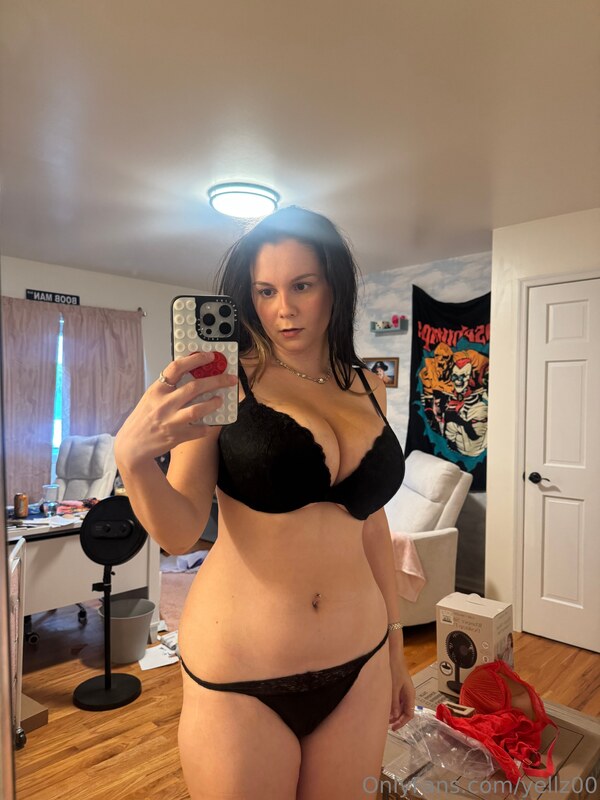 yellz0 nude photo 18