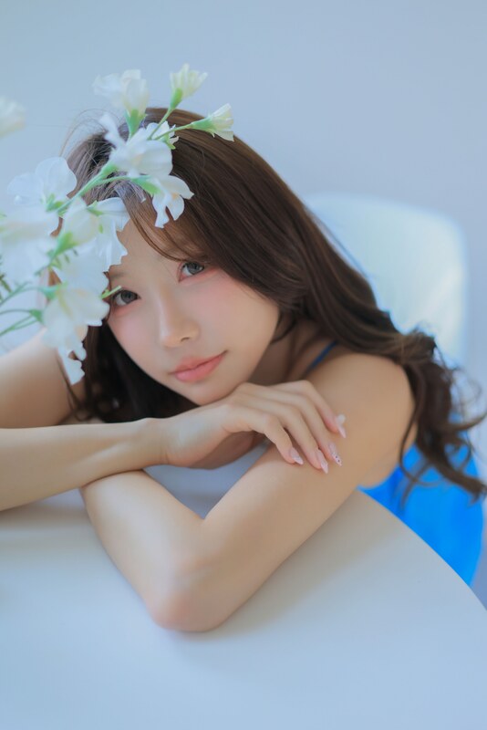 Yeon Yu nude photo 13