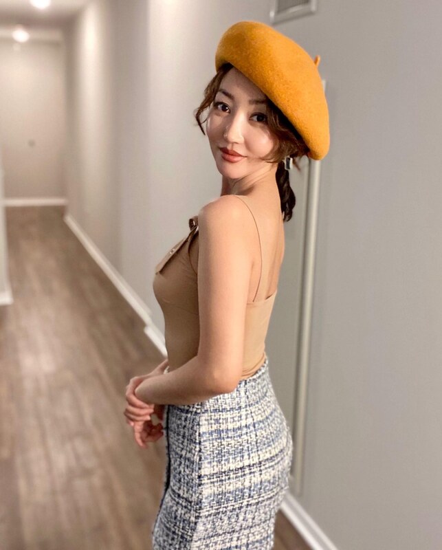 Yeonmi Park nude photo 10