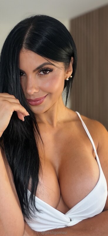 Yesli Gomez nude photo 39