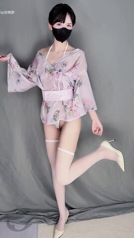 yingxiu.xyz nude photo 120