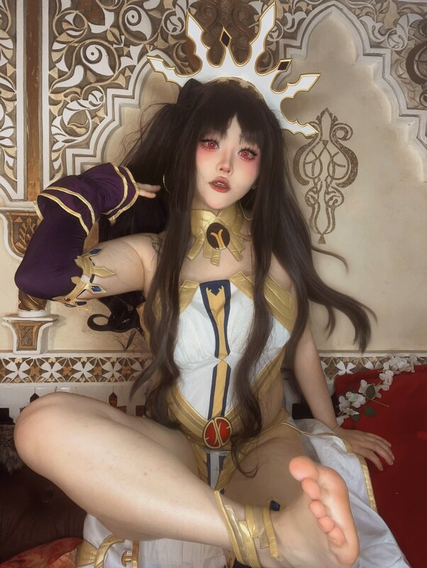 yinniie0 nude photo 7