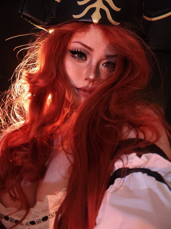 yinniie0 nude photo 16