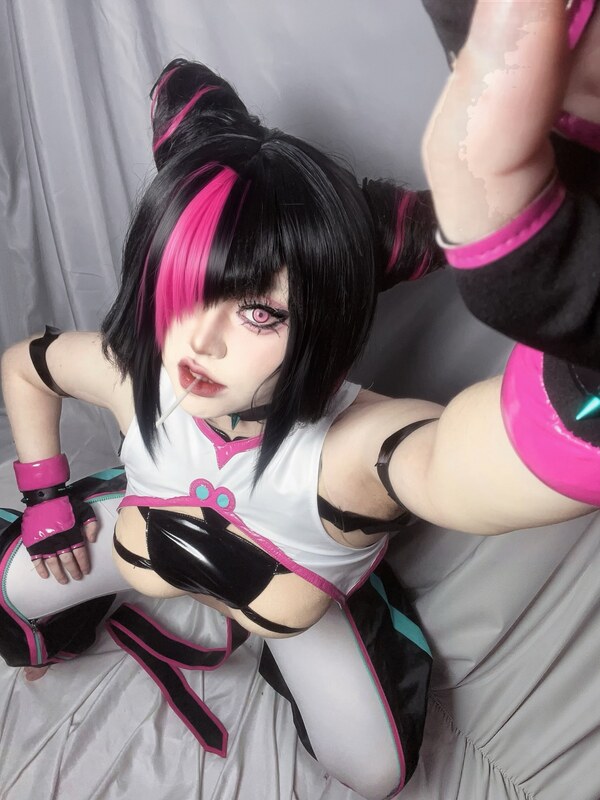 yinniie0 nude photo 23