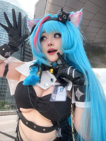 yinniie0 nude photo 8