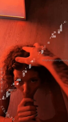 Yololary nude photo 2