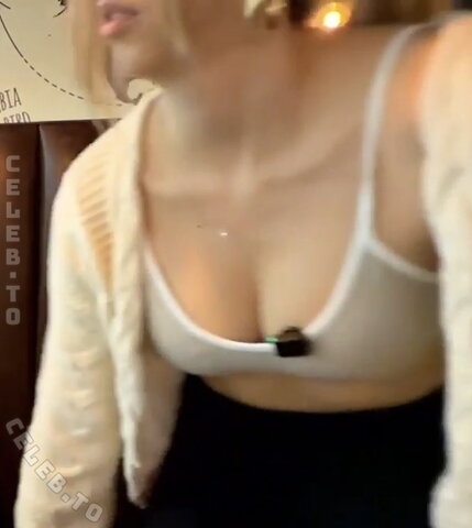 Yonca nude photo 21