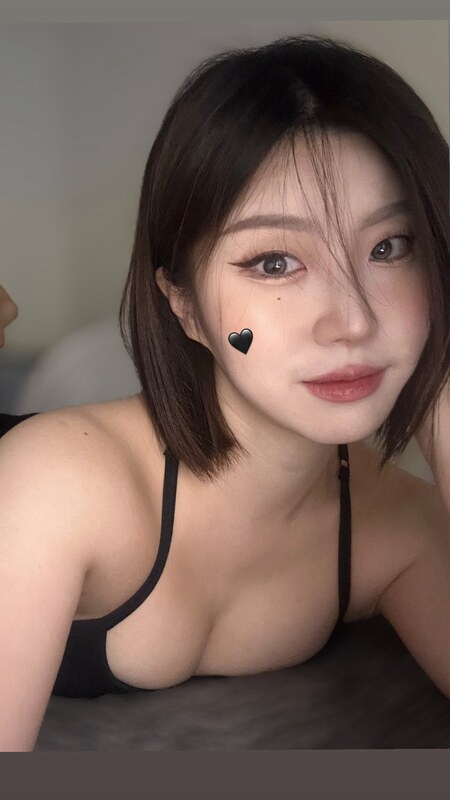 yoogymsim nude photo 4