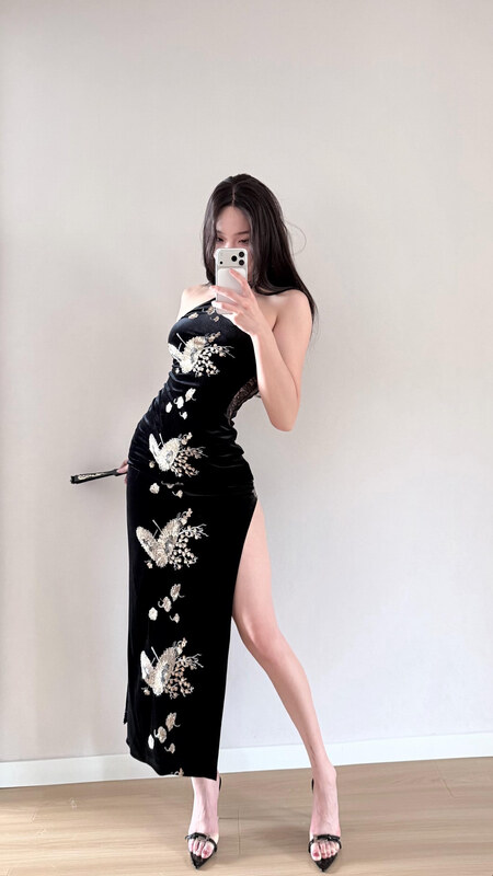 Yoona nude photo 6