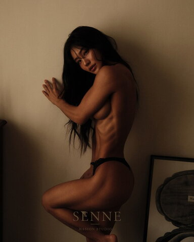 yo_ovv Sexy (4 photos)