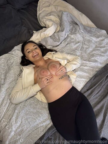 yournaughtymomhope nude photo 43