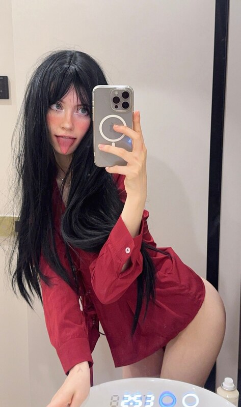 YourSmallDoll nude photo 1