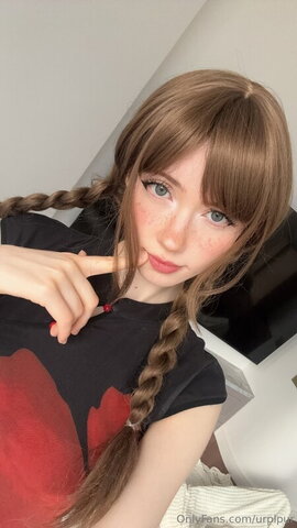 YourSmallDoll nude photo 29