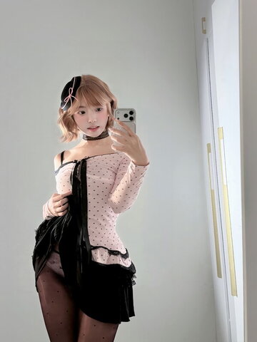 yourzhen zz775888 nude photo 5