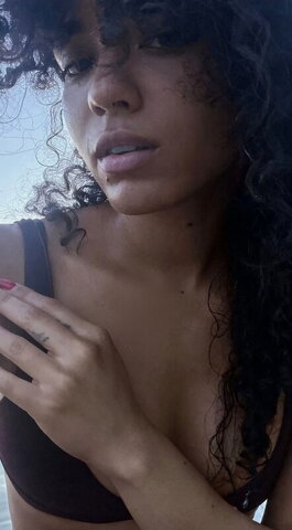 Yovanna Ventura yoventura nude photo 7
