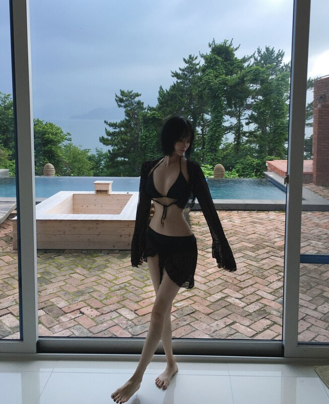 y._.sc nude photo 25