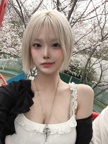 y._.sc nude photo 24