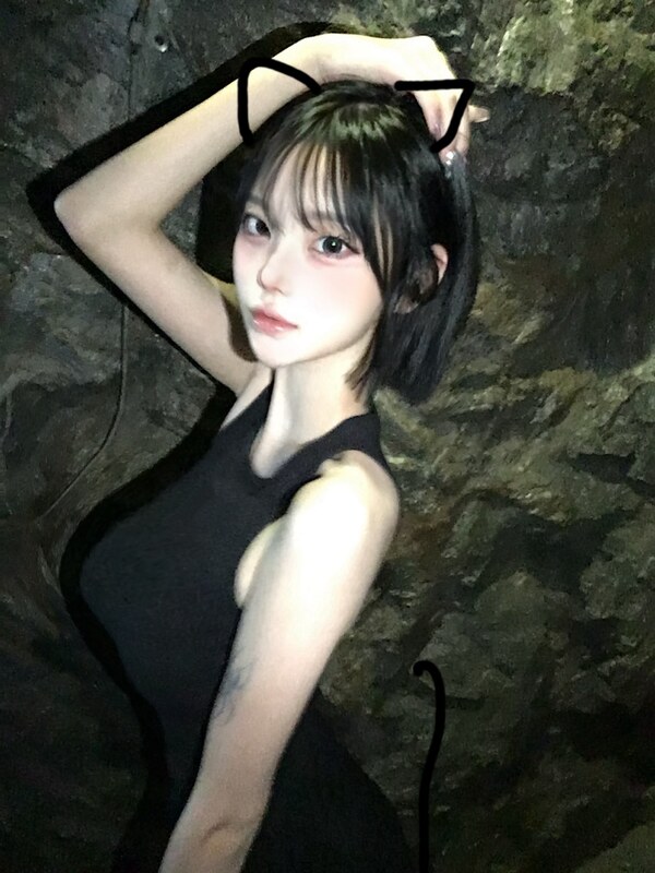 y._.sc nude photo 44