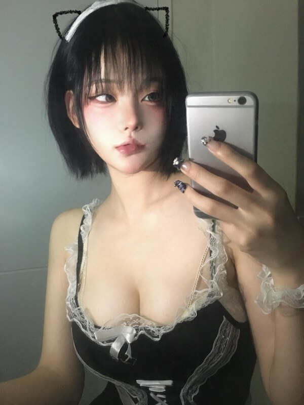 y._.sc nude photo 51