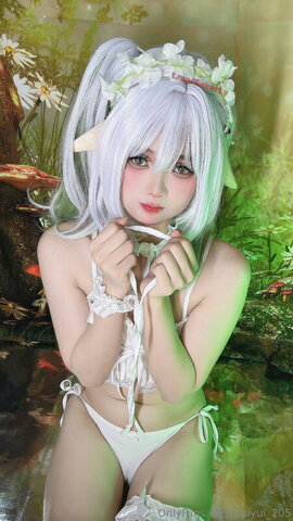 Yui Chan nude photo 64