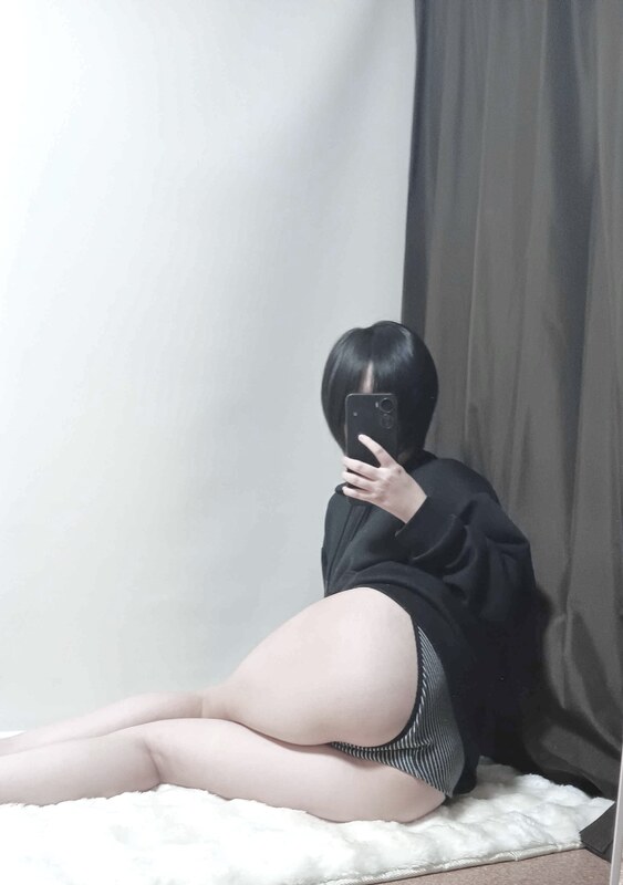 Yuki Shino nude photo 5