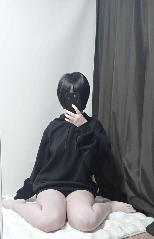 Yuki Shino nude photo 10