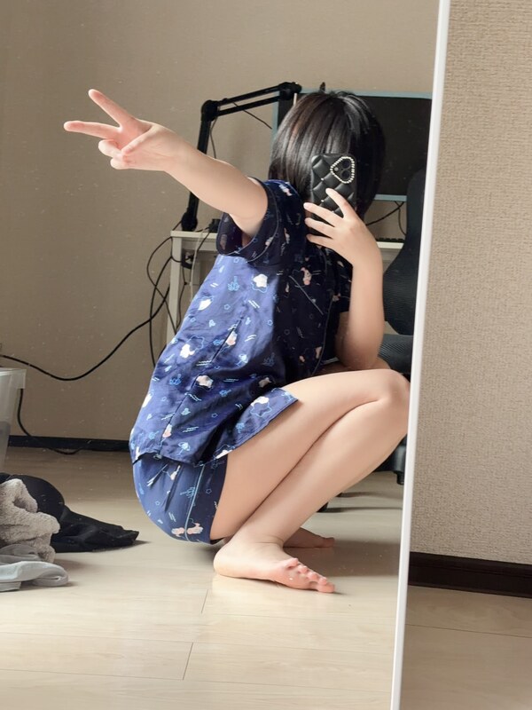 Yuki Shino nude photo 11