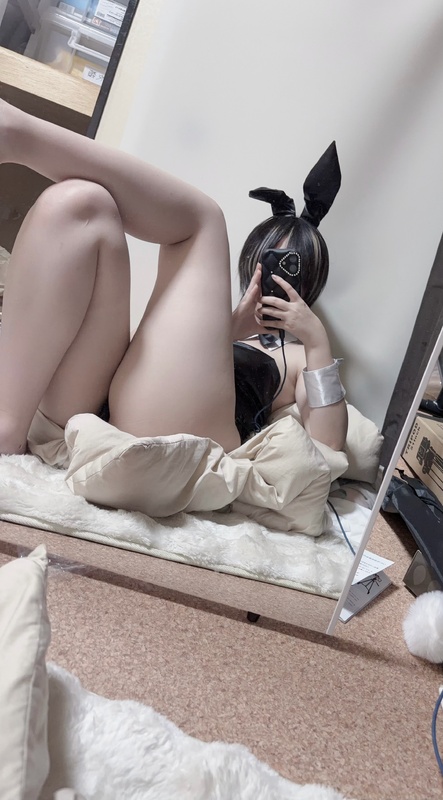 Yuki Shino nude photo 24