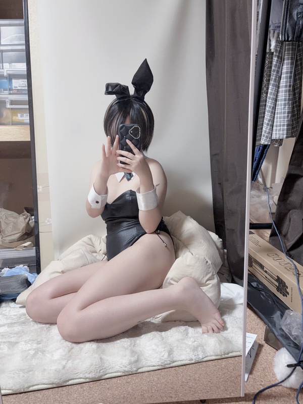 Yuki Shino nude photo 30