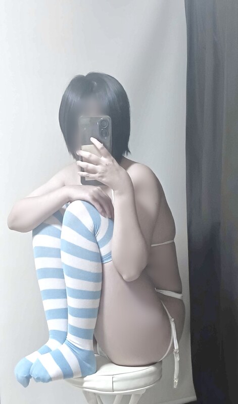 Yuki Shino nude photo 12
