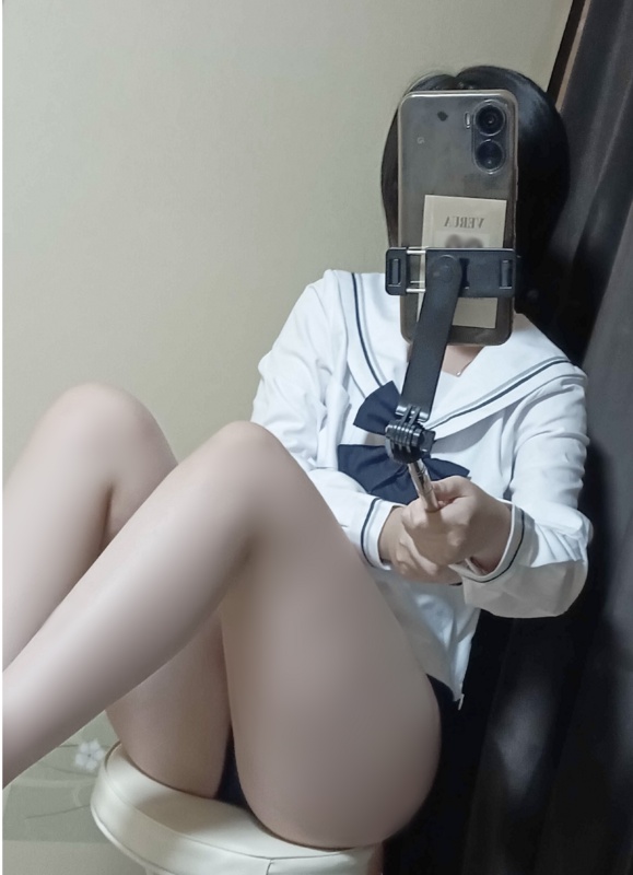 Yuki Shino nude photo 32