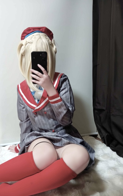 Yuki Shino nude photo 5