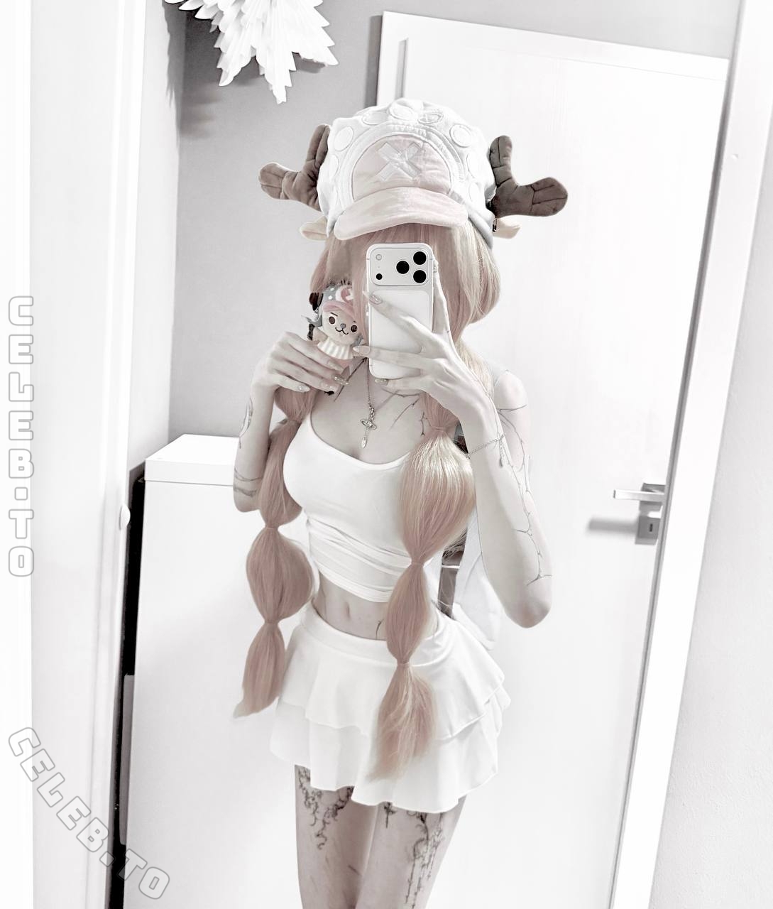 Yukionnadoll nude photo 6