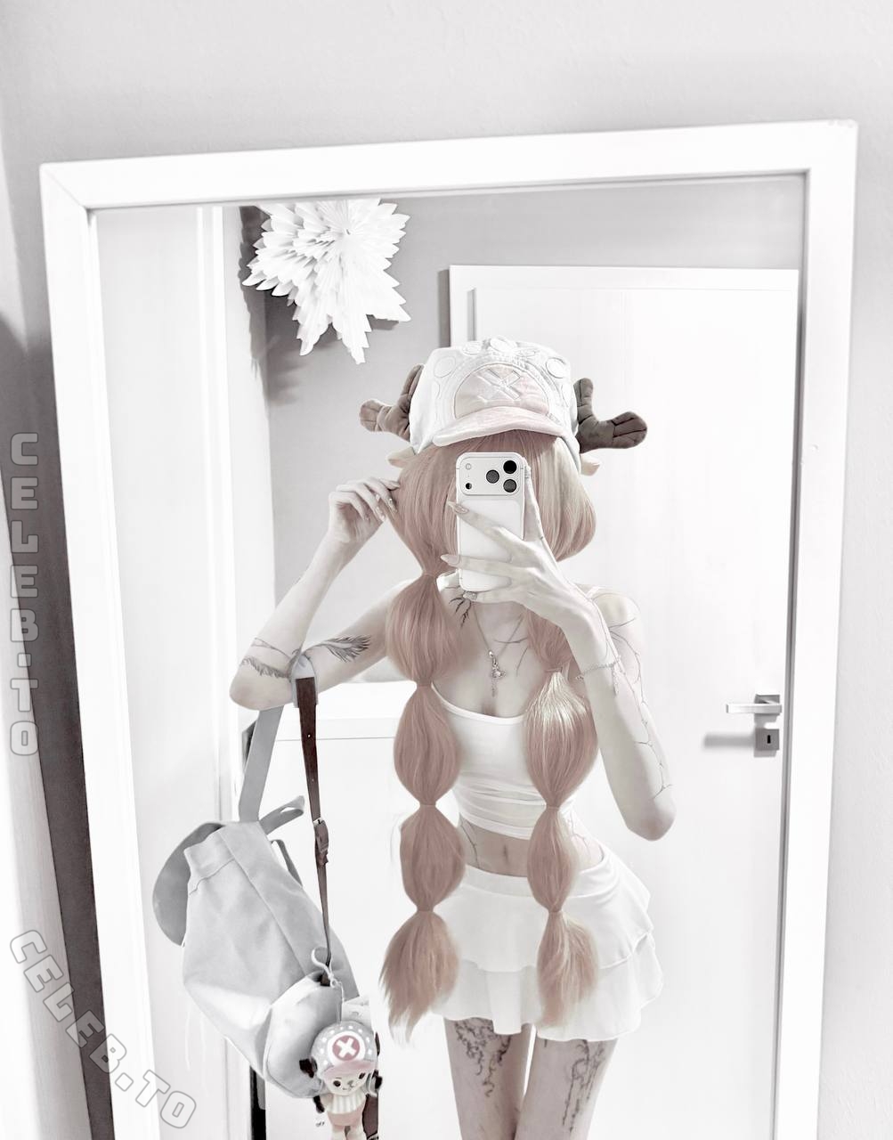 Yukionnadoll nude photo 7