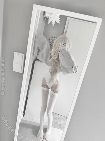 Yukionnadoll nude photo 12