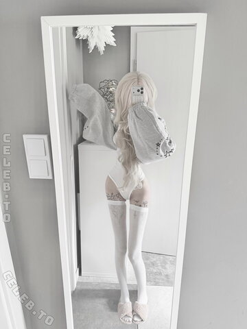 Yukionnadoll nude photo 10