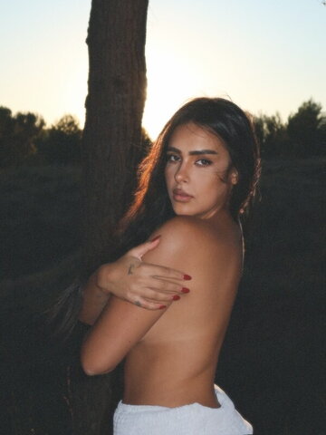 yuliagorecka nude photo 9