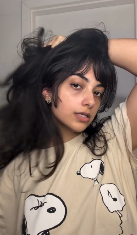 Yulla nude photo 2