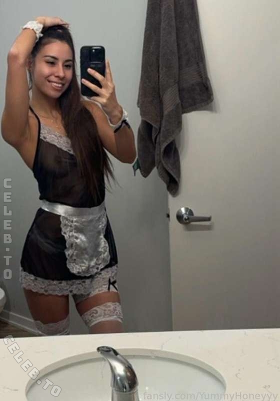 YummyHoneyyy nude photo 7