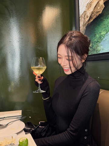 Yuna nude photo 24