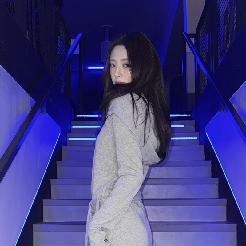 Yuna nude photo 2