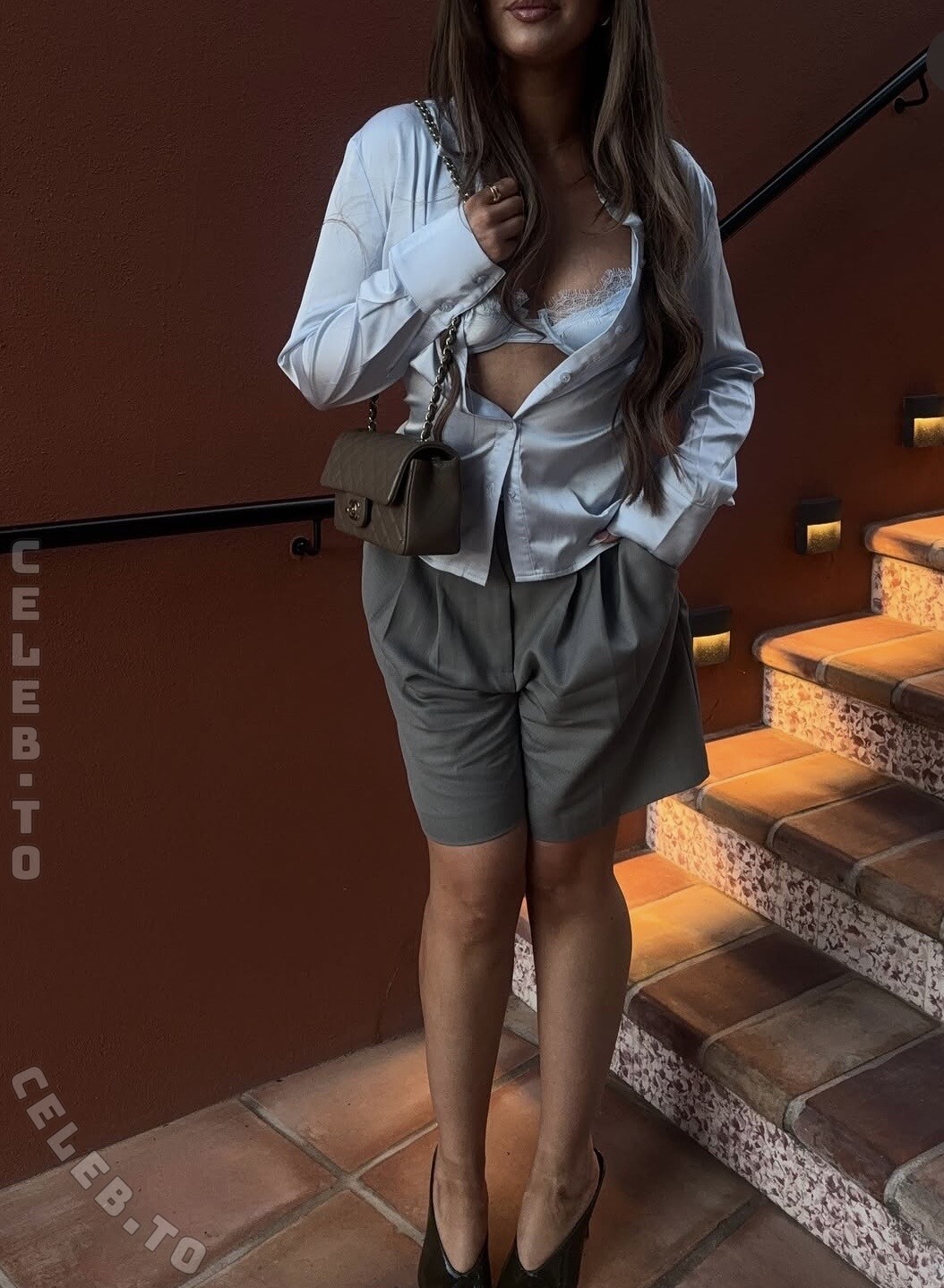 Yungstachel nude photo 2